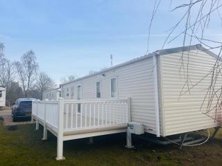 Tattershall lakes larch view - 6