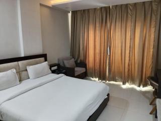 The Aanandam Hotel Resort - Itārsi - 9