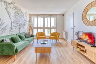 Super 10 - Free Parking, Wi-Fi, City Center - Angers - 0