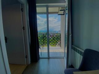 Green House - Apartment with Separate Room and Sea View - 3
