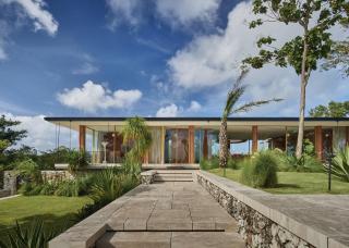 Lebar - Bespoke 3 Bedroom Home with Uluwatu Ocean Views - 0