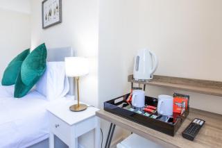 Entire Home on Beach Front, Sleeps 25 with Free Parking - 2