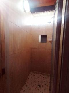 Broadway Whale Guest House - Margate - 3