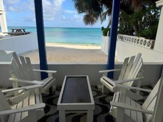 Oceanfront Bungalow Cable Beach 2 Bedroom - 8