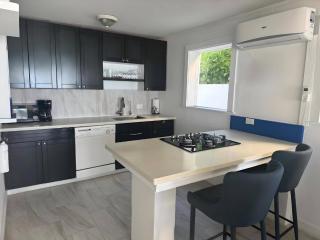 Oceanfront Bungalow Cable Beach 2 Bedroom - 2