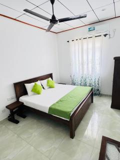 Cozy Haven Guesthouse - Negombo - 3