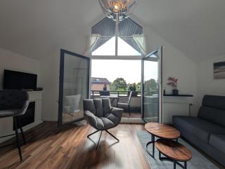 Lina - stilvolles Dachatelier - 0