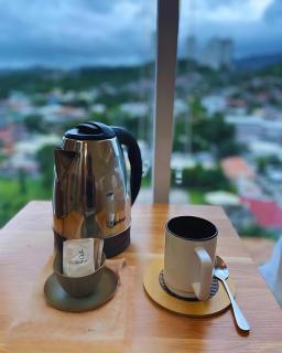 Tranquil Mountain View in Cebu City Studio unit for 1 to 4 pax with High speed WiFi Free Pool and Netflix - Cebu City - 8