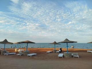 Turtles Beach resort Hurghada Studio view sea view pool private beach Pools anf sunny balcony - Hurghada - 9