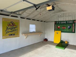 Game Day on Rockdale - 8