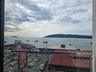 The shore by seffa2 - Kota Kinabalu - 4