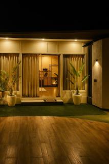 Whispering Greens - Luxe Terrace - Pool & Garden - 0