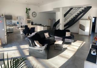 Villa climatisée piscine aire de jeux - Pignan - 0