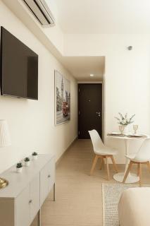 Modern Studio with City View at Capital Town - 6