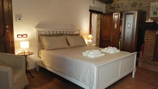 Romantic suite in the village of Castelleone, vicino Deruta, Assisi, Perugia, Montefalco - 6