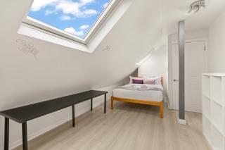 Bright 2BR Dalston House with Garden & BBQ - Londra - 7