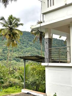 Pavans Rainy Days Home Stay - Athirappilly - 5