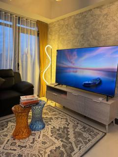 Modern Spacious 2BR 68 sqm Condo in Manhattan Heights Pool View - Manila - 8