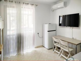 Beachside comfy apartment - Polisi i Vogël - 0