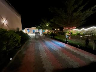 Day Night Resort - - 5