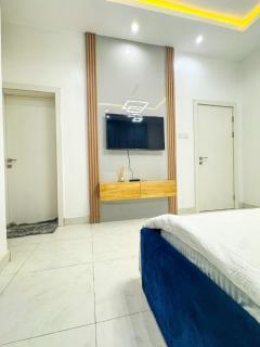 Executive 2 bedroom apartment - 7