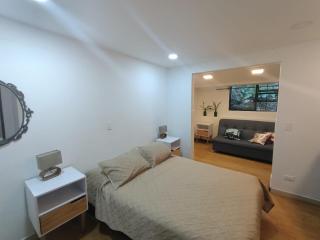 Aparta Hotel Campestre para 5H Poblado San Lucas apt 112 - 1