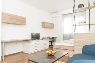 Modern City Apartment - 4