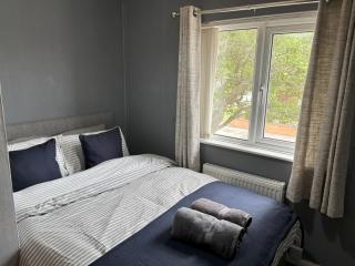 Zinoc Abode Free Parking - Cowpen - 1