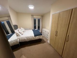 2 Bedroom Deluxe Apartment Derby - Derby - 8