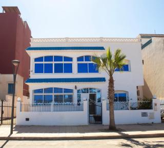 Beach Boulevard Luxury Villa - 7