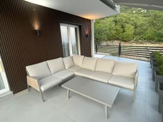Villa Albatros with pool and basketball court - Budva - 1