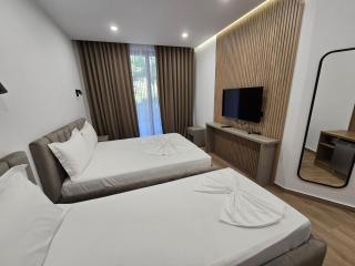 White Hill Radhime - 5