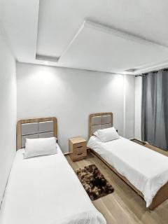 Menara Gardens Apartment & Pool - 8