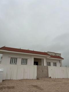 فيلا اتين خمس غرف وصالة - 9