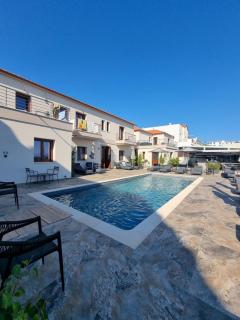 La vie luxury suites - 3