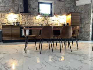 Opatija Rooftop Garden Oasis by the Beach ArtSpace - 2