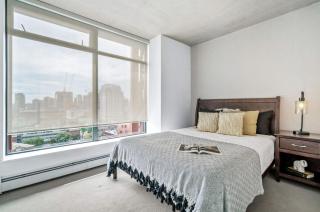 Modern Downtown Stay! - 4