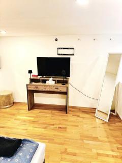Charming Stay - Close to Vienna Attractions MZ1 - 5