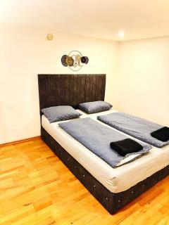 Charming Stay - Close to Vienna Attractions MZ1 - 1