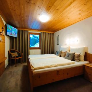 Ferienwohnung Ehrensberger - Brixen im Thale - 9