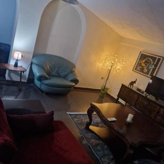 Garden Apartment - 4