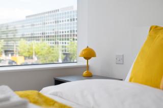 Spacious and Quiet with Free Parking Ideal for Families and Business Stays - 2