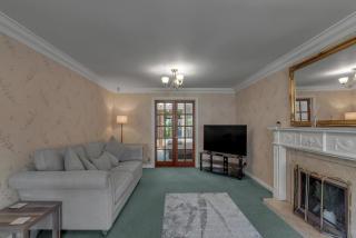 6br Home Sleeps 11 Families & Business Groups - 8