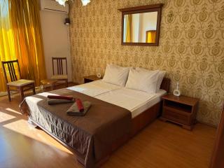 ROOMS FOR RENT NEXT TO CENTER SOFIA in apartment with living & dining room & kitchen - Sofia - 5