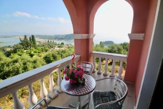 Mouse Island View Studios - Perama - 8