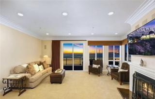 Long Beach 3-Bedrooms Corner Condo - Long Beach - 9