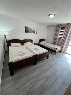 Emina - Plav - 5