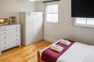 Cosy 3BR with Garden in Herne Hill, Zone 2 - 5