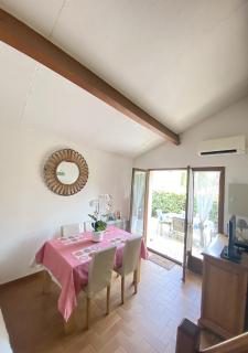 DOUCEUR D AZUR maison climatisée 1 à 4 personnes avec jardinet piscine et parking idéal séjour pro ou détente - 2