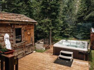Le Fairytale - Enchanting Getaway with Spa & Sauna - Notre-Dame-de-la-Merci - 8